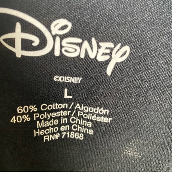 This Fun Cruella graphic Tee Color Black Size Large - Picture 5 of 6